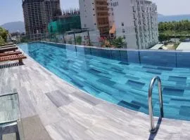 Infinity Pool - 5 min walk to beach - Sekong Apartment