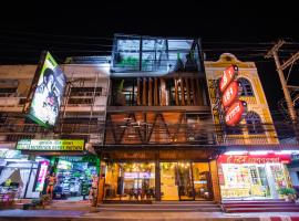 Kaen Hostel, hostel em Pattaya Central