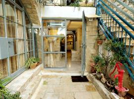 HEMDAT NEFESH, hotel in Safed
