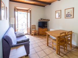 apartamento AZKOITI ETXEA, hotel en Ochagavía