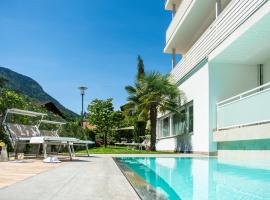 Hotel Jardis – hotel w mieście Lana