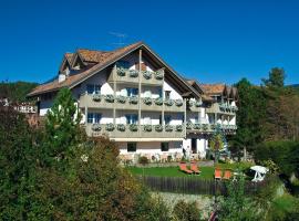 Hotel Dolomitenblick, hotel v destinaci Collalbo