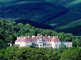 Peebles Hydro, hotel in Peebles