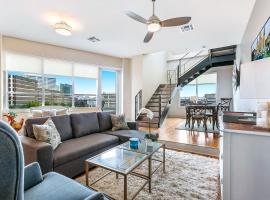 New Orleans Condos Close to Bourbon Street, hotel in New Orleans