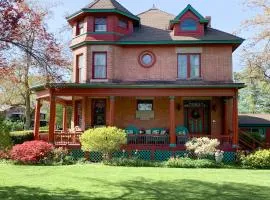 Guest Suite at The Red House basement attached with private entrance