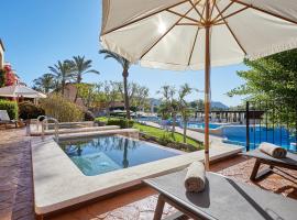 Pula Suites Boutique Resort, resort en Son Servera