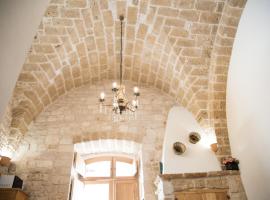 Piazza Duomo - Medieval Puglia's House, apartamento en Giovinazzo