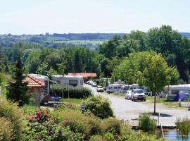 Camping Dreiquellenbad, hotel with parking in Bad Griesbach