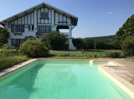 Saint Sever des Pyrenees, hotel v destinaci Saint-Sever-de-Rustan