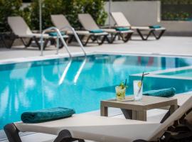Petousis Hotel & Suites, hotel v destinácii Amoudara Herakliou