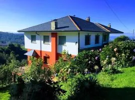 Vivienda familiar y apartamentos RURALES LA BRAÑELA