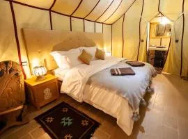Erg chebbi desert camp