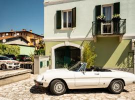 L'Angelica Holiday Home, hotel v destinaci Desenzano del Garda