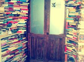 Ratones de Biblioteca, homestay in Las Lagunas