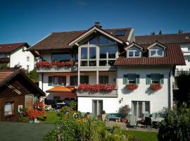 Arber Ferienwohnungen Friedl, 4-stjernet hotel i Bayerisch Eisenstein