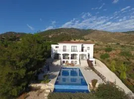 Martika Luxury Villa