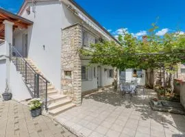 Apartment Complex Blazevic