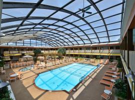 Best Western Plus Dubuque Hotel and Conference Center、ダビュークのホテル