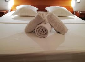 Residence Clementine villa Douceur, hotel with hot tubs in Grand-Bourg