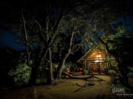 Rio Dos Elefantes River Camp: Hoedspruit şehrinde bir otel