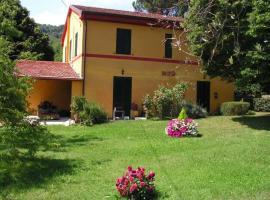 a casa di antonio, ξενοδοχείο στη Λούκα