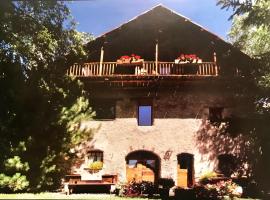 Casa Sestrieres Chalet Vialattea, cabin in Sauze di Cesana
