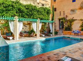 Riad Laaroussa, Hotel in Fès