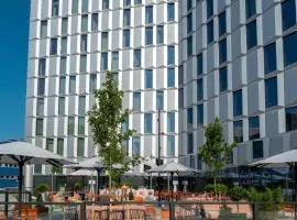 4 hotel in Solna 4 hotel in Solna