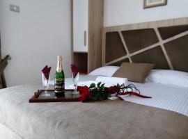 Apartments Gazi, hotel u Ulconju