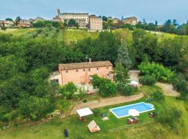 Villa Sant'Elena, hotel with parking in Morro dʼAlba