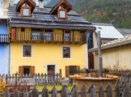 Chambre double avec salle de bain dans chalet cosy