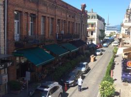Cozy Guest House in Old Batumi, guest house in Batumi