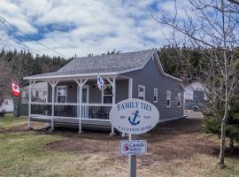 Family Ties Vacation Home - Greenham House, hotel em Twillingate