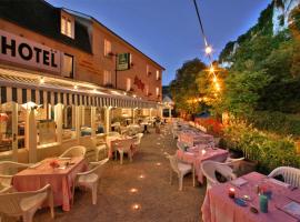 Domaine de Lacave, hotel v destinaci Lacave