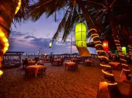 International Beach Hotel & Restaurant