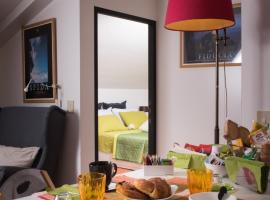 Easy Room, hotel a Colle Val D'Elsa