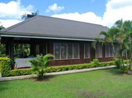 The Friendly North Inn, hotell i Labasa