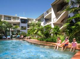 Flynns Beach Resort, курортний готель у місті Порт-Маккуорі