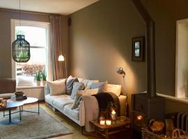 Charming countryhouse near Amsterdam, hotell i Abcoude