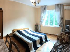 Apartment on Ardzinba 235, hotel em Gagra