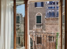 Canaletto Apartment, apartment in Venice