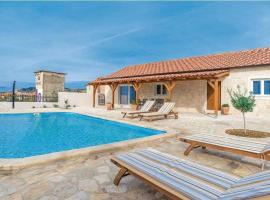 Holiday house Barba - Vrana, hotel em Pakoštane