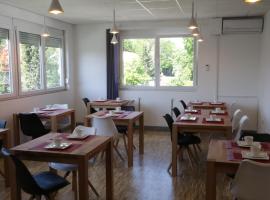 Pension Isartal, guest house in Geretsried