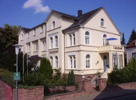 Hotel Carolinenhof, hotel en Bad Pyrmont