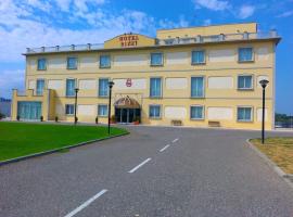 Hotel Rizzi, hotel dengan parking di Castel San Giovanni