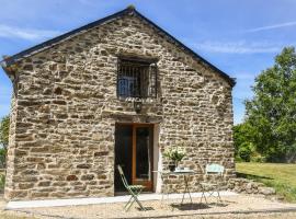 The Cider House: charming 2 bedroom cottage, hotel em Mellac