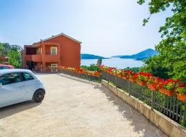 Alessandra Apartments, hotel keluarga di Sveti Stefan