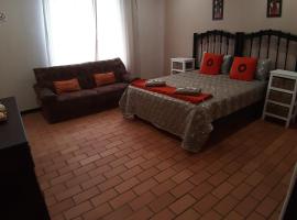 Roos Getaway Apartments #8, apartman u gradu Bela-Bela