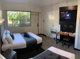 The Stuart Hotel-Motel