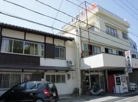 Miyoshiya Ryokan